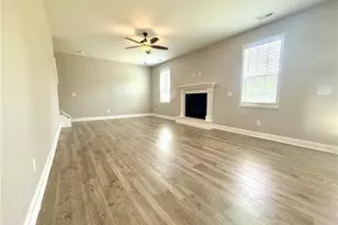 1752 Stackhouse Dr, Fayetteville, NC 28314 - Photo 10