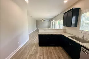 1752 Stackhouse Dr, Fayetteville, NC 28314 - Photo 8