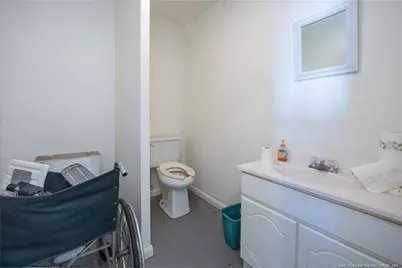 528 Fayetteville Street, Newton Grove, NC 28366 - Photo 24