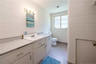 528 Fayetteville St, Newton Grove, NC 28366 - Photo 18
