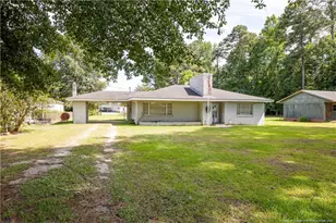 528 Fayetteville St, Newton Grove, NC 28366 - Photo 2