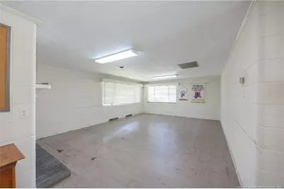 528 Fayetteville Street, Newton Grove, NC 28366 - Photo 6