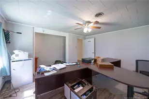 528 Fayetteville St, Newton Grove, NC 28366 - Photo 20