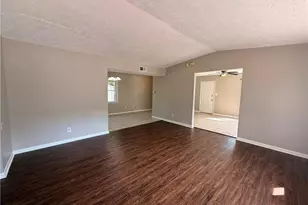 4805 Fellows Ct, Hope Mills, NC 28348 - Photo 2