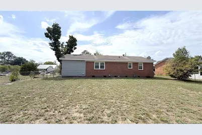 3257 Vardaman Avenue, Hope Mills, NC 28348 - Photo 2