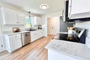 6418 Streeter Dr, Hope Mills, NC 28348 - Photo 12