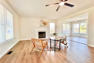 6418 Streeter Dr, Hope Mills, NC 28348 - Photo 6