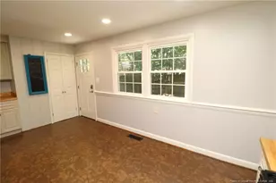 1009 Dogwood Ln, Raleigh, NC 27607 - Photo 22