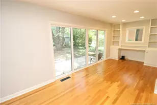 1009 Dogwood Ln, Raleigh, NC 27607 - Photo 10