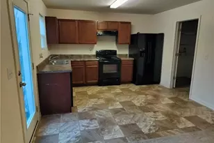 405 Holman St, Fayetteville, NC 28306 - Photo 8