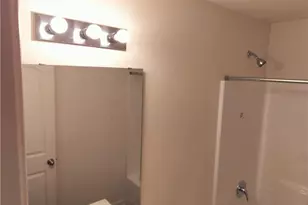 405 Holman St, Fayetteville, NC 28306 - Photo 22