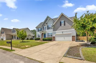 5720 Gentleman Dr, Hope Mills, NC 28348 - Photo 2