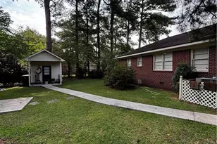 704 W 27th St, Lumberton, NC 28358 - Photo 4