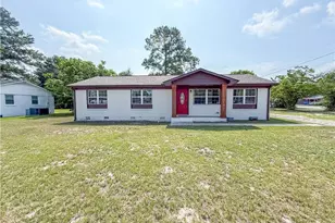 3269 Legion Rd, Hope Mills, NC 28348 - Photo 2