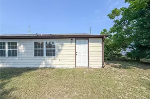3269 Legion Rd, Hope Mills, NC 28348 - Photo 10
