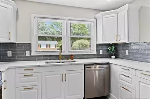 1606 Grandview Dr, Fayetteville, NC 28314 - Photo 8