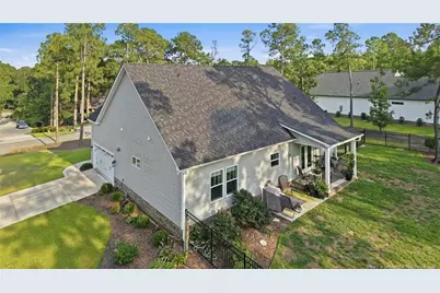 30240 W Lake Drive, Wagram, NC 28396 - Photo 32
