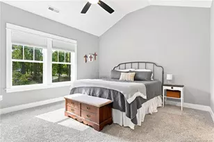 30240 W Lake Dr, Wagram, NC 28396 - Photo 16