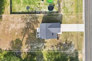 681 Britt Rd, Saint Pauls, NC 28384 - Photo 2
