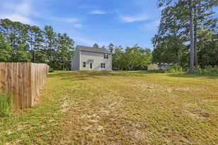 681 Britt Rd, Saint Pauls, NC 28384 - Photo 22
