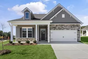 824 Fernwind Cir, Aberdeen, NC 28315 - Photo 1