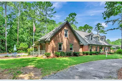 403 Oxford Road, Lumberton, NC 28358 - Photo 2