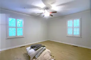 2721 Mirror Lake Dr, Fayetteville, NC 28303 - Photo 16