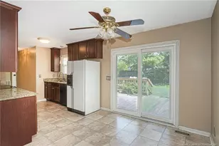 3391 Hawthorne St, Hope Mills, NC 28348 - Photo 12