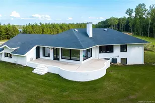 820 St Pauls Dr, Raeford, NC 28376 - Photo 2
