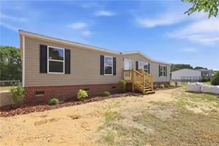 244 Forest Manor Dr, Sanford, NC 27332 - Photo 2