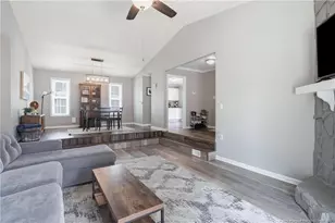 1947 Windlock Dr, Fayetteville, NC 28304 - Photo 8