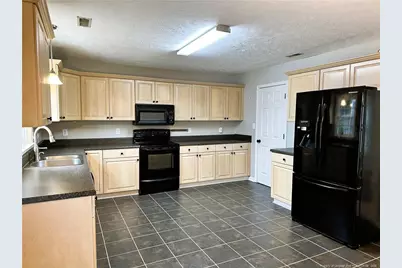2940 Amelia Drive, Fayetteville, NC 28304 - Photo 10