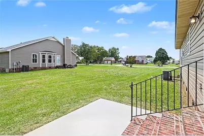 7009 Byerly Drive, Hope Mills, NC 28348 - Photo 20