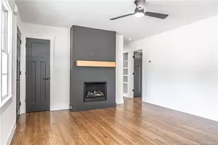 1710 N Poplar St, Aberdeen, NC 28315 - Photo 4