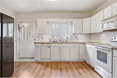 206 E 2nd Avenue, Red Springs, NC 28377 - Photo 16