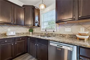 3601 Castlefield Ln, Fayetteville, NC 28306 - Photo 10