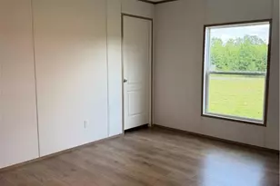 866 Roberta Rd, Fairmont, NC 28340 - Photo 16