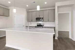 357 Maddox Dr, Aberdeen, NC 28315 - Photo 12