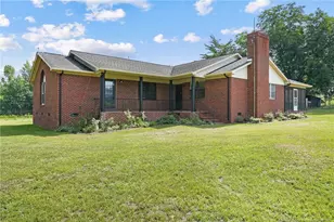 1713 Cameron Hill Rd, Cameron, NC 28326 - Photo 2