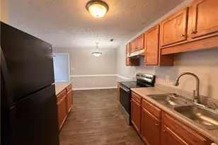 4029 Professional Dr, Hope Mills, NC 28348 - Photo 10