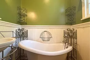 223 W 3rd Ave, Red Springs, NC 28377 - Photo 26