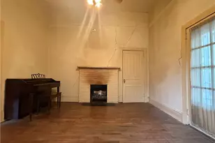 223 W 3rd Ave, Red Springs, NC 28377 - Photo 22