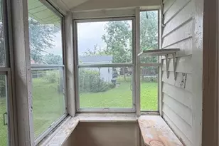 223 W 3rd Ave, Red Springs, NC 28377 - Photo 36