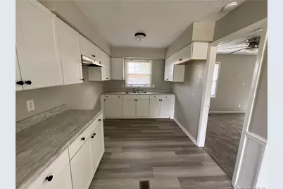 1365 Greenock Avenue, Fayetteville, NC 28304 - Photo 2