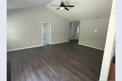 735 Fairfield Circle, Raeford, NC 28376 - Photo 6