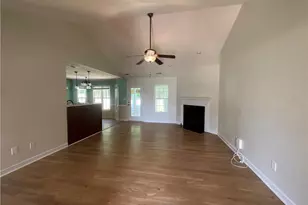 404 Windover Dr, Raeford, NC 28376 - Photo 4