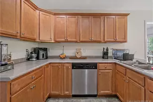1906 Sunshine Ct, Hope Mills, NC 28348 - Photo 20