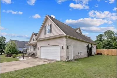 1906 Sunshine Court, Hope Mills, NC 28348 - Photo 2