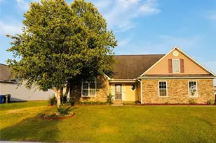 505 Collinwood Dr, Raeford, NC 28376 - Photo 2