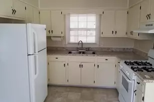 443 Shoreline Dr, Fayetteville, NC 28311 - Photo 2